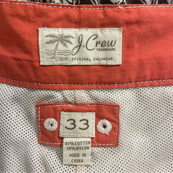 J CREW The Original Board Short in black/white palm tree print - 33 - Picture 4 of 4